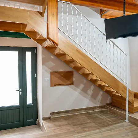 Sant'janni Apartman Buonalbergo