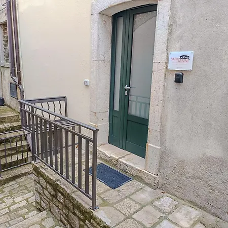 Apartament Sant'janni